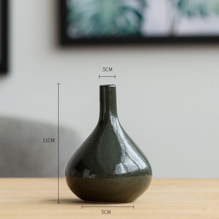 Minimalistic Decorative Vase