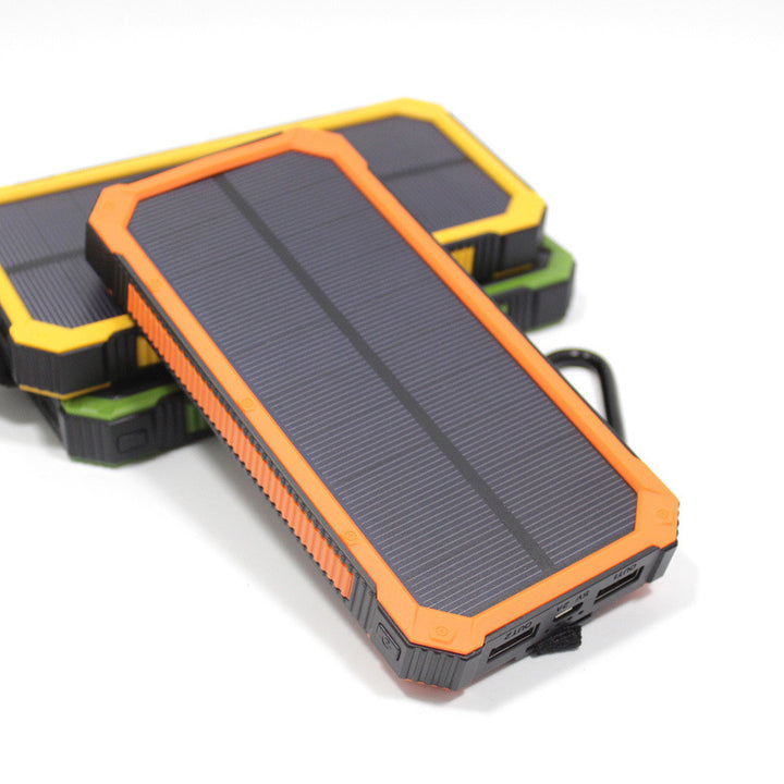 Robust Powerbank with Integrated LED Flashlight Kalsten