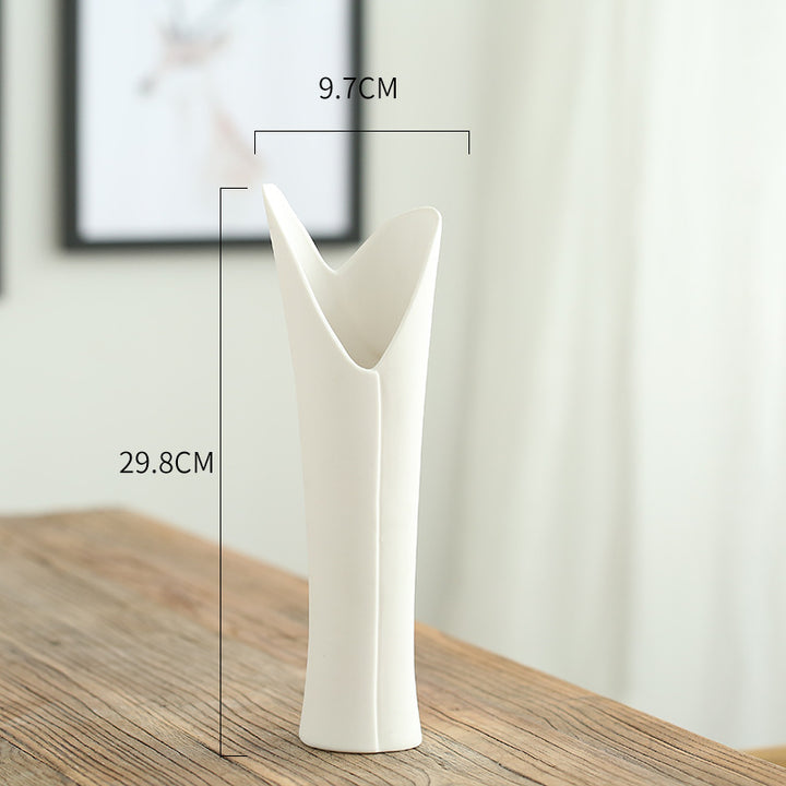 Elegant Minimalistic Ceramic Vase