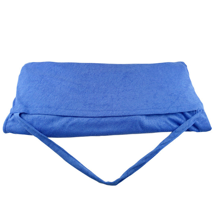 Wrap blanket with practical carrying handles Kalsten