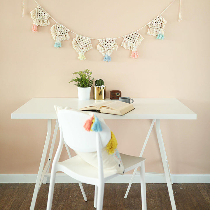 Macrame pennant string with hand-knotted triangle elements and tassels Kalsten