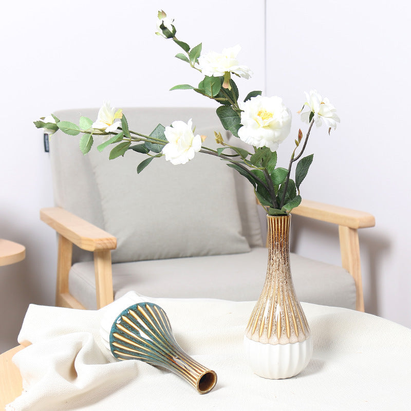 Elegant Flower Arrangement Vase Kalsten