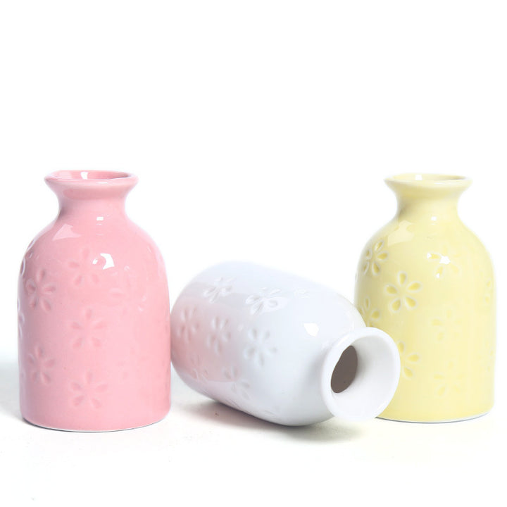 Charming Ceramic Bud Vase Kalsten