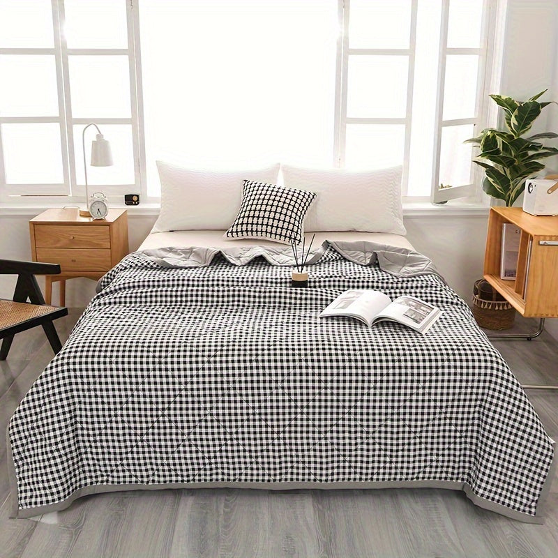 Elegant Preppy Plaid Summer Blanket for Cool Nights | Kalsten