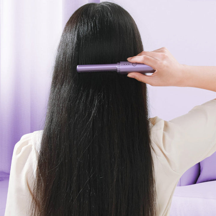 Kalsten | Travel Dryer™ Quick and easy hair styling on the go in just a few minutes.