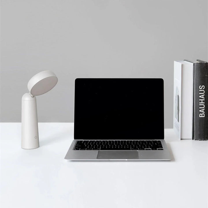Modern Black Table Lamp with Golden Accents – Luxury LED Lighting Noxord