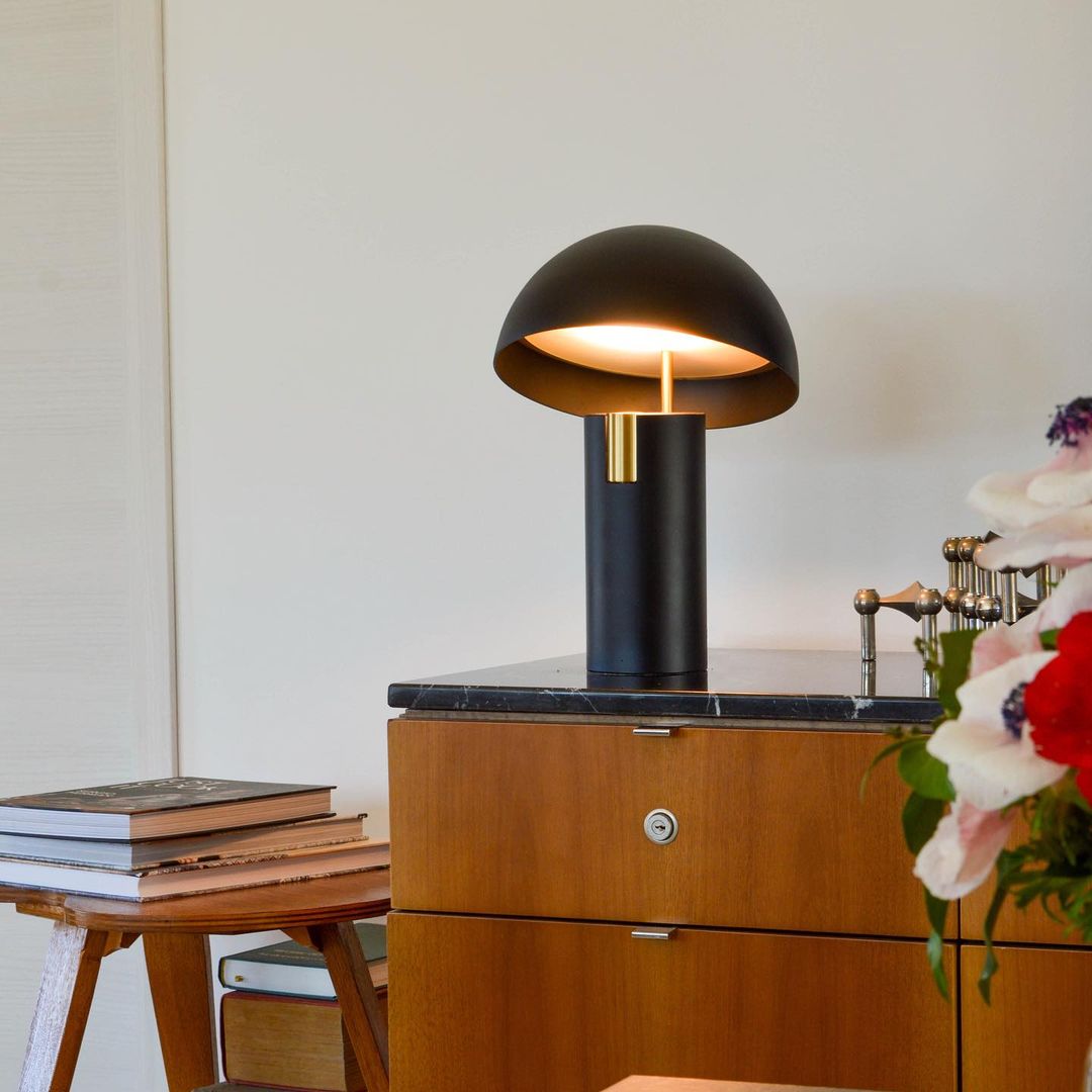 Table Lamp - RetroWave - Minimalist & Adjustable Design - Chic Modern Elegance | Noxord
