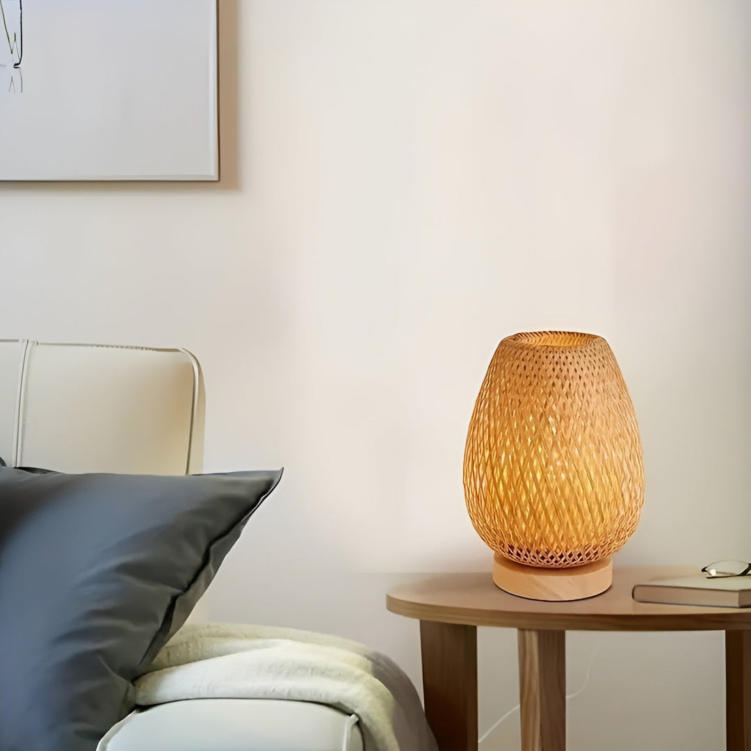 Stylish Bamboo Table Lamp with USB Power – Sustainable and Energy-Efficient Design Noxord