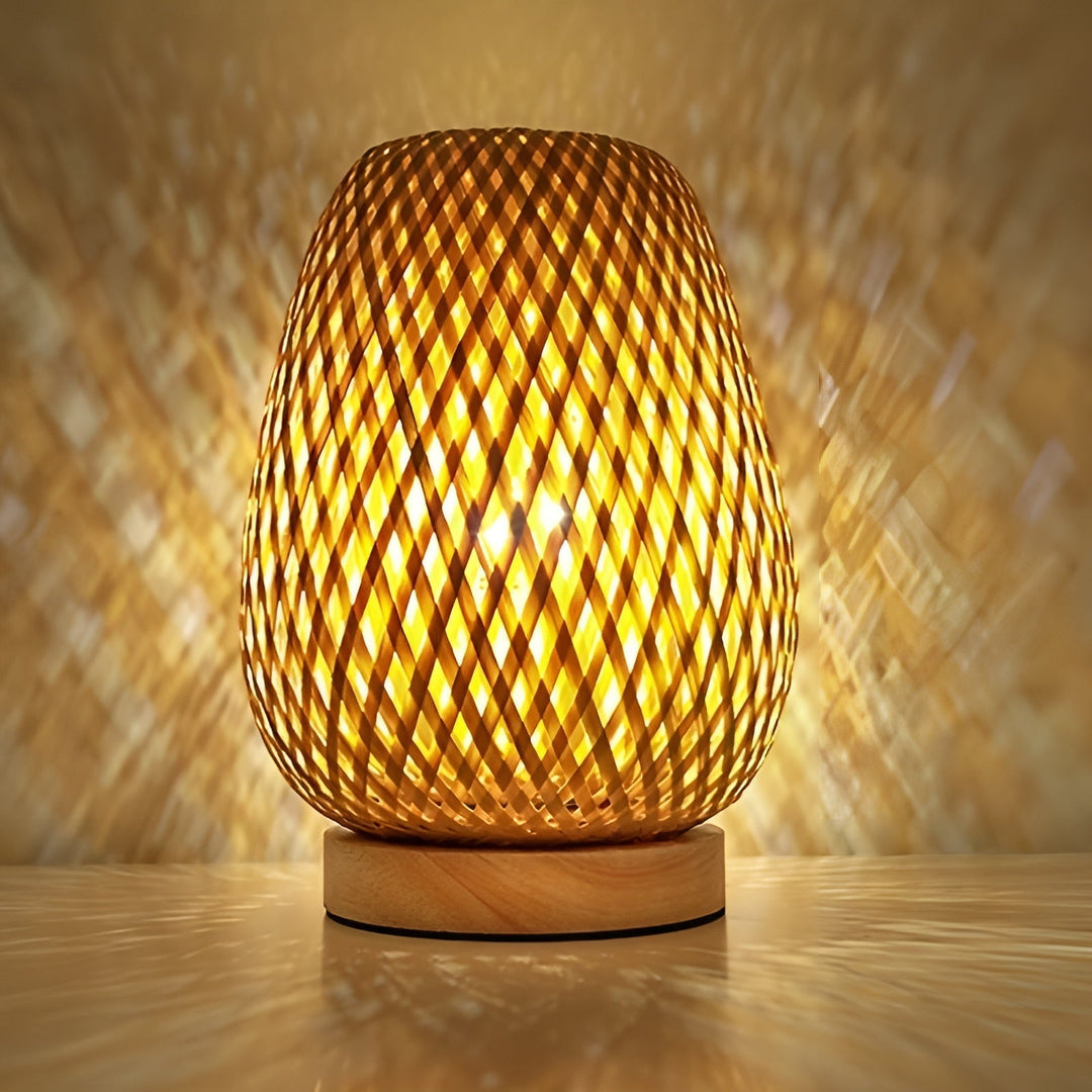 Stylish Bamboo Table Lamp with USB Power – Sustainable and Energy-Efficient Design Noxord