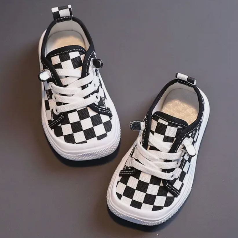Kalsten | Ergonomic Barefoot Sneakers for Kids - FlexiSteps