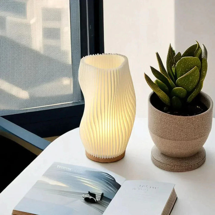 Wavecrest Lamp – Sleek USB-Powered Dimmable Table Lamp | Noxord