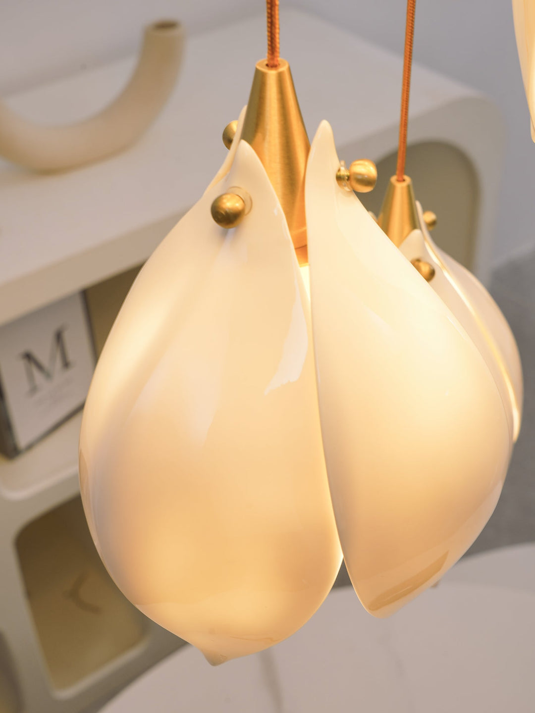 Ceramic Flower Droplight Pendant Light | Kalsten