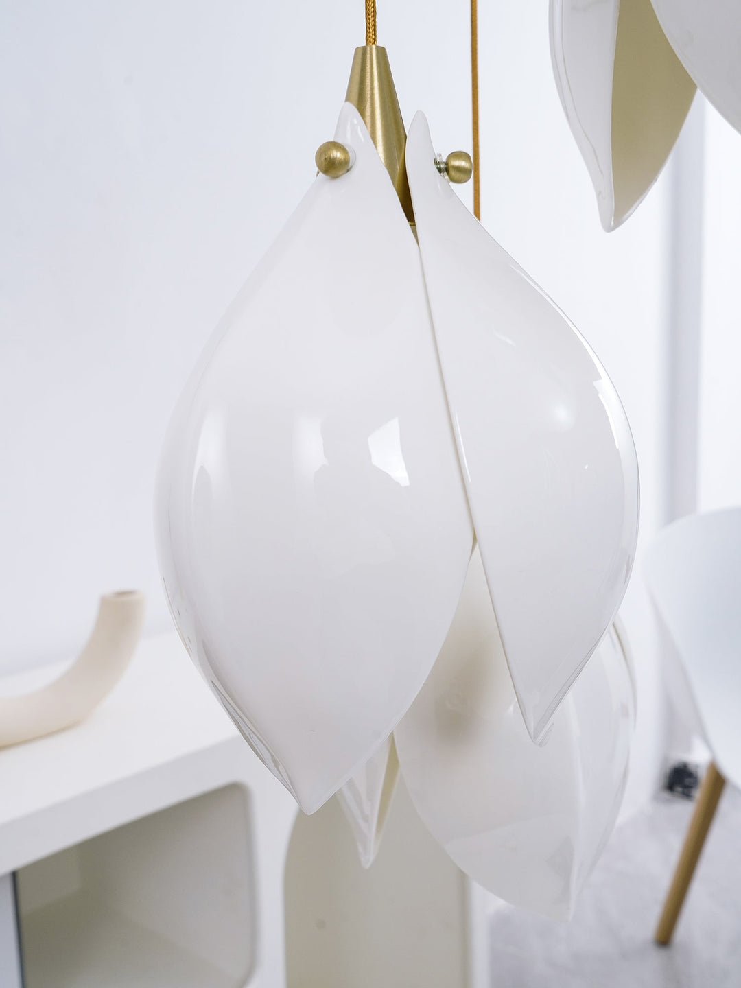 Ceramic Flower Droplight Pendant Light | Kalsten