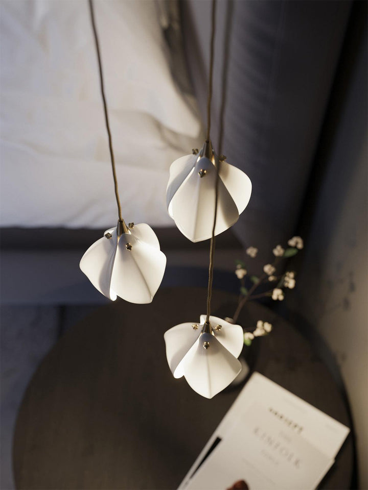 Ceramic Flower Droplight Pendant Light | Kalsten
