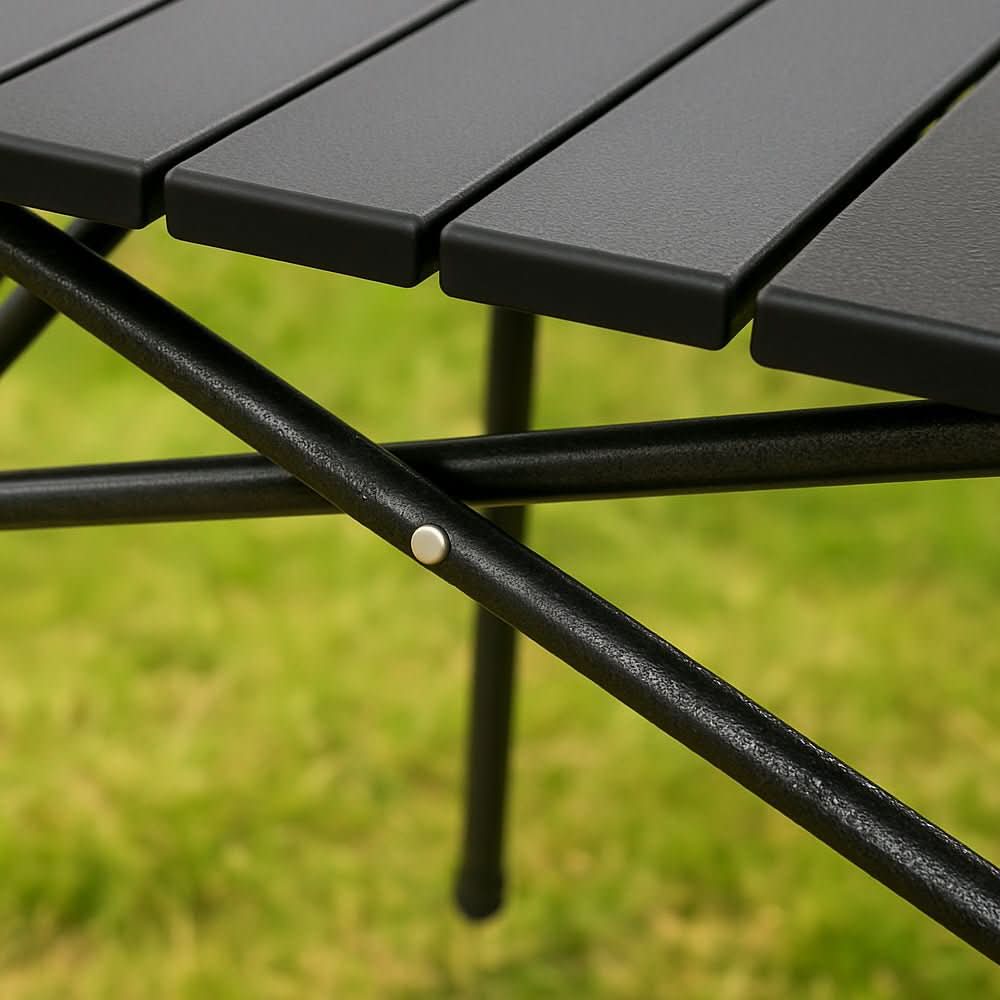 Kalsten | Foldable outdoor table with heat-resistant & scratch-resistant surface