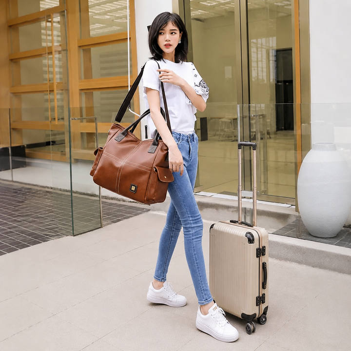 Large travel bag for women with shoulder strap | Kalsten