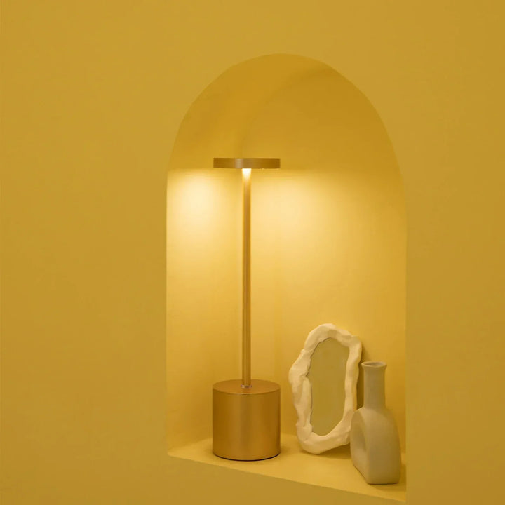 Kalsten | Classic wireless lamp - Touch sensor LED desk lamp with 3 adjustable color temperatures