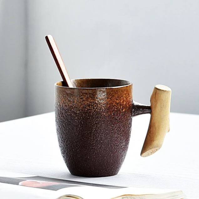 Coarse Pottery Mug with Wooden Handgrip | Kalsten