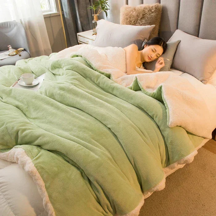 Kalsten | CozyNest Reversible Wool Blanket – Flannel & Cashmere Warm Blanket for Winter