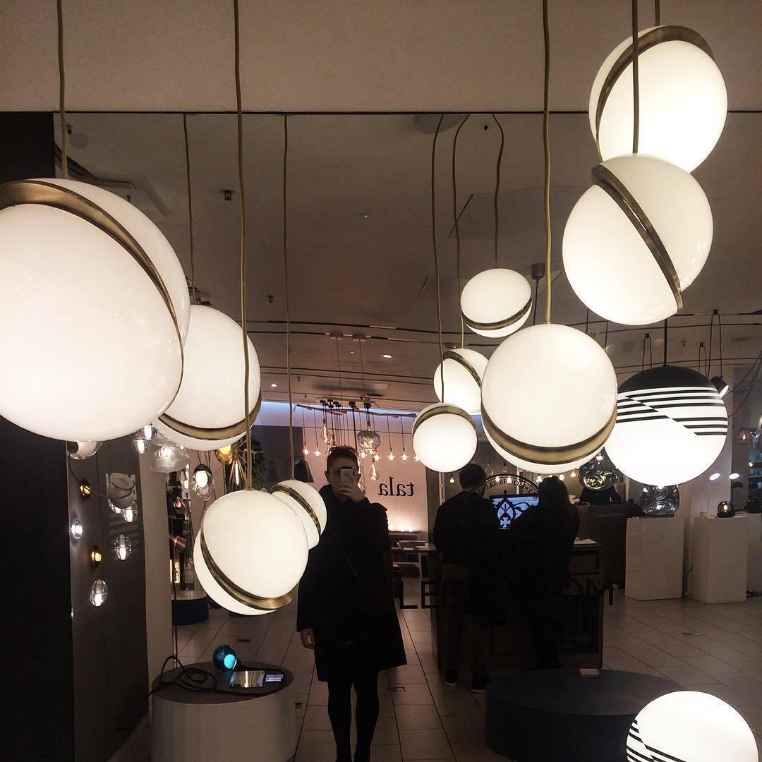 Crescent Houselight Pendant Lamp | Kalsten