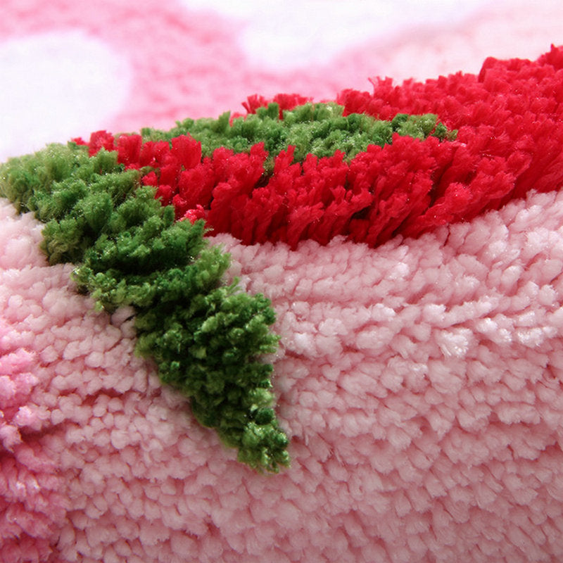 Cute Strawberry Motif Bath Rug – Non-Slip and Washable, Decorative Rug for Bathroom and Children's Room | Noxord