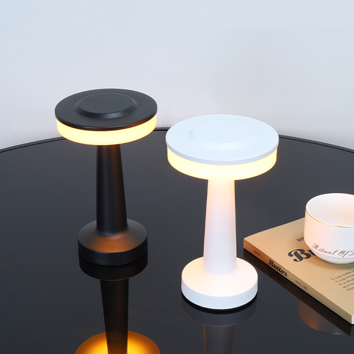 Black LED Table Lamp with Metal Finish – Modern Light for Living Rooms and Offices, Warm Light | Kalsten