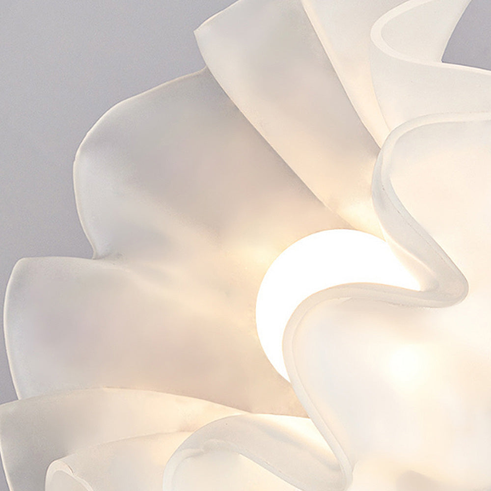 Floral Glass Shade Ceiling Lamp Noxord