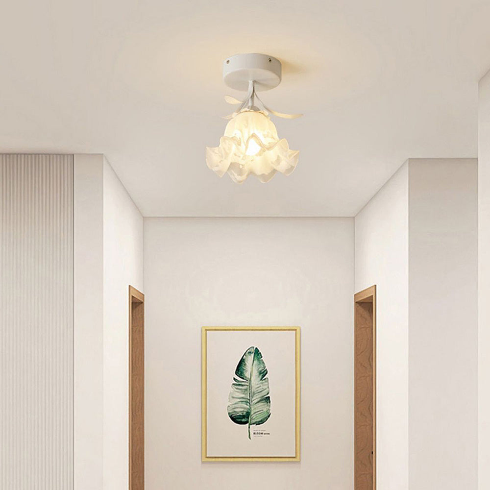 Floral Glass Shade Ceiling Lamp Noxord