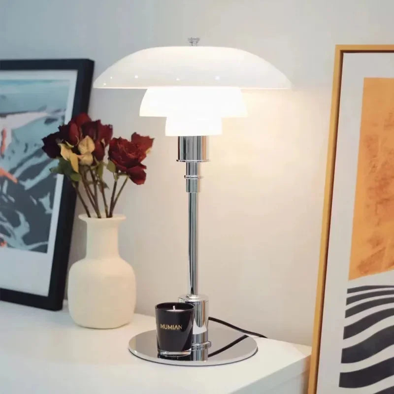 Nordic desk lamp made of glass – Minimalist LED desk light, modern and elegant, ideal for office and living spaces | Noxord