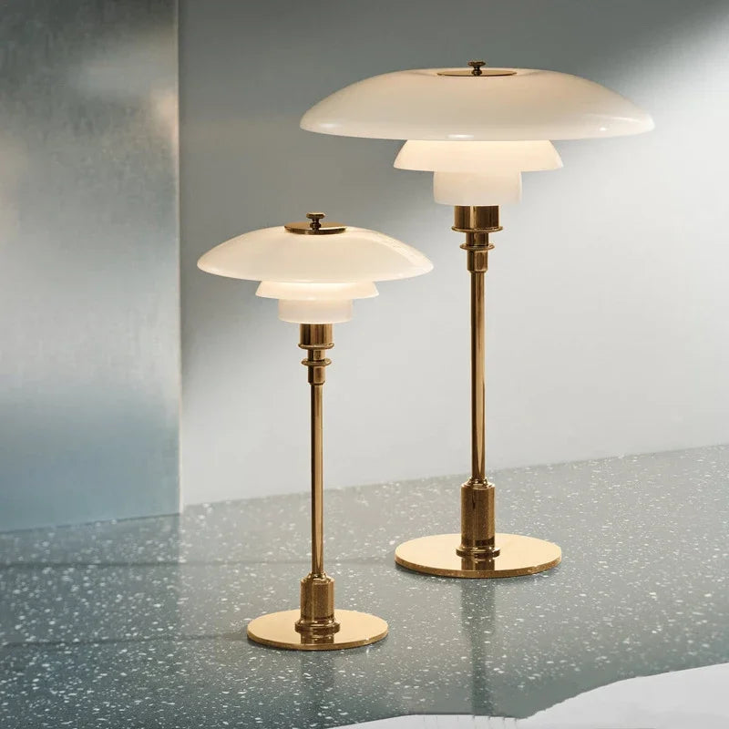 Nordic desk lamp made of glass – Minimalist LED desk light, modern and elegant, ideal for office and living spaces | Noxord