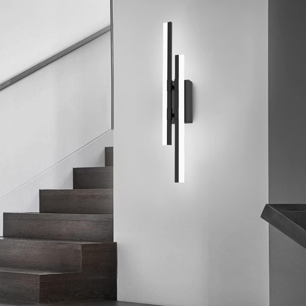 Acrylic Metal LED Wall Lamp Noxord