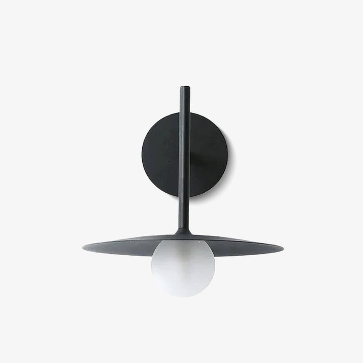 Gea Iron Wall Lamp | Kalsten