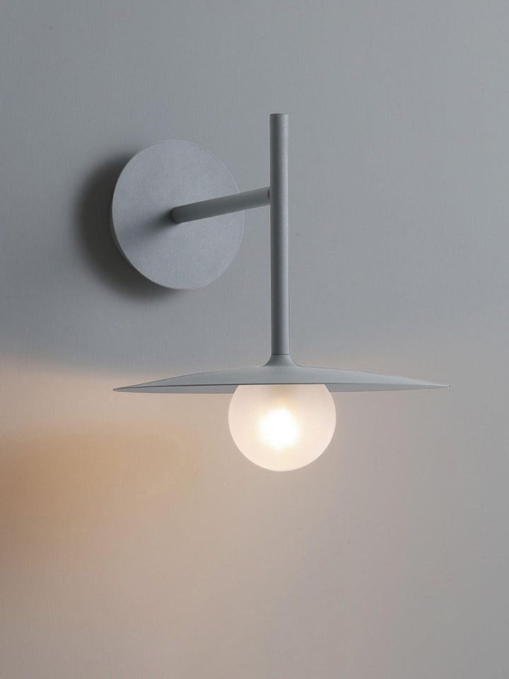 Gea Iron Wall Lamp | Kalsten