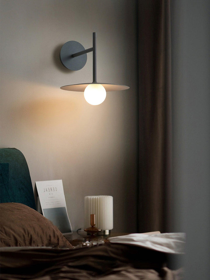 Gea Iron Wall Lamp | Kalsten