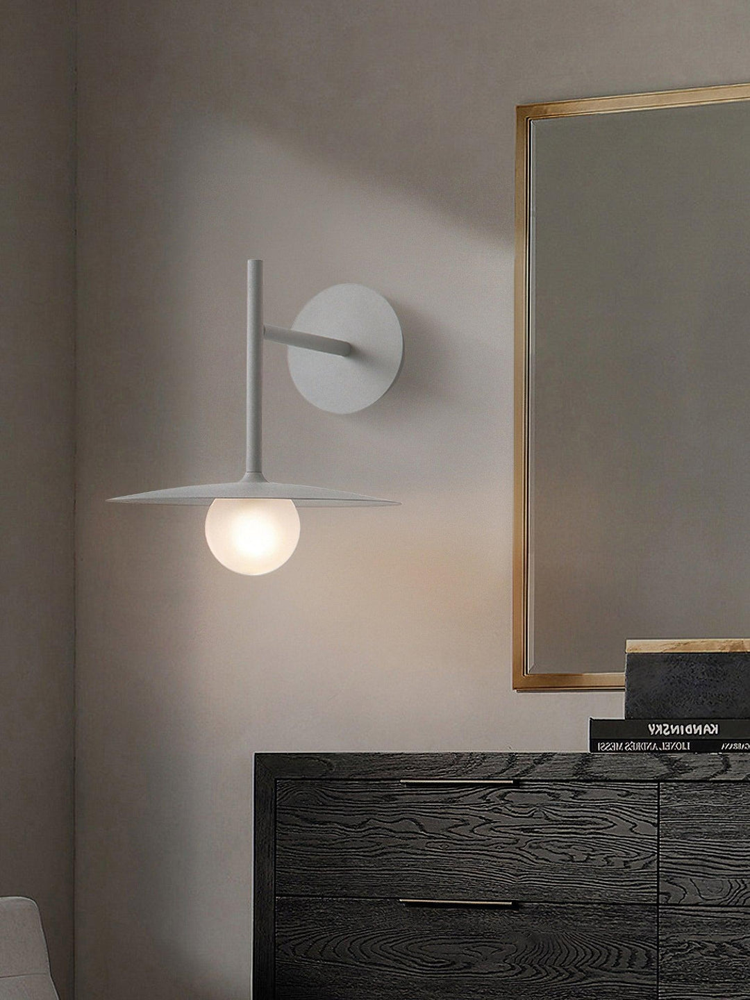 Gea Iron Wall Lamp | Kalsten