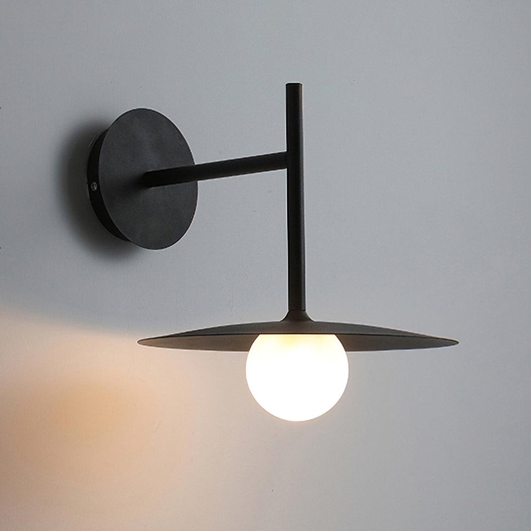Gea Iron Wall Lamp | Kalsten