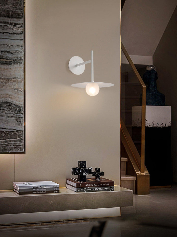 Gea Iron Wall Lamp | Kalsten