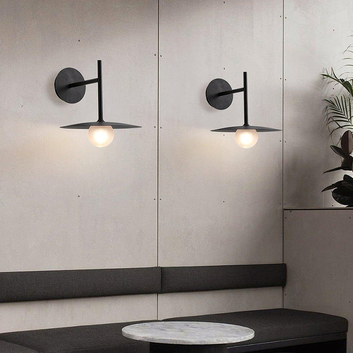 Gea Iron Wall Lamp | Kalsten