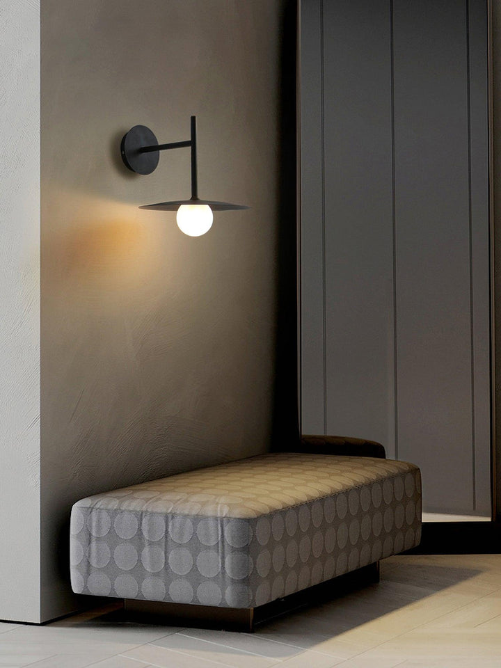 Gea Iron Wall Lamp | Kalsten