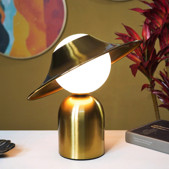 Elegant Gold Table Lamp With LED, Scandinavian Design For Cozy Interior Kalsten