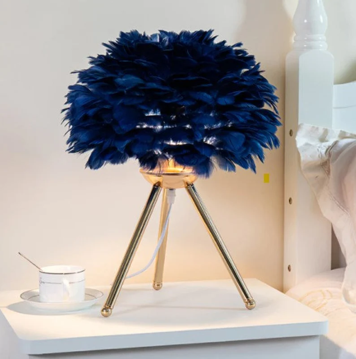 Table Lamp - FeatherLux - Dimmable Light - Elegant Feather Design | Noxord