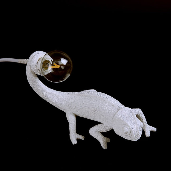 GlowLizard - Resin Lizard Table Lamp | Kalsten