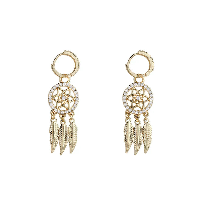 Kalsten | Evani️ | Elegant refinement with 14-carat gold earrings