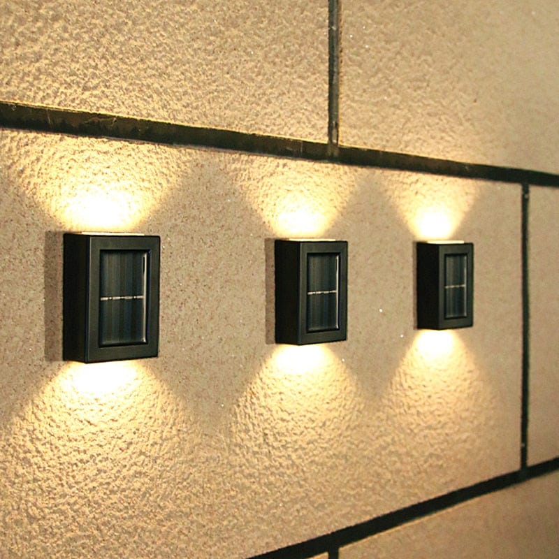 Solar Garden Fence Wall Lamp Noxord