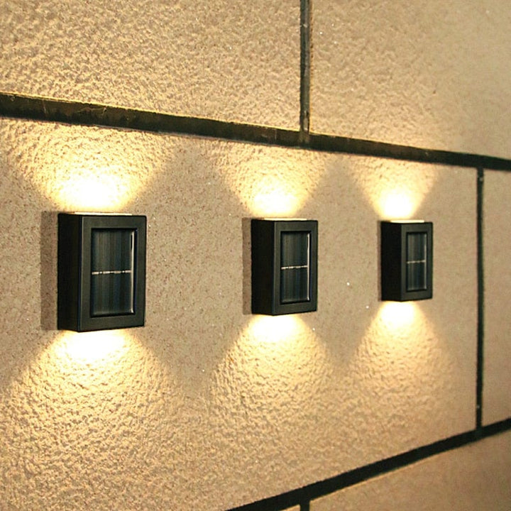 Solar Garden Fence Wall Lamp Noxord