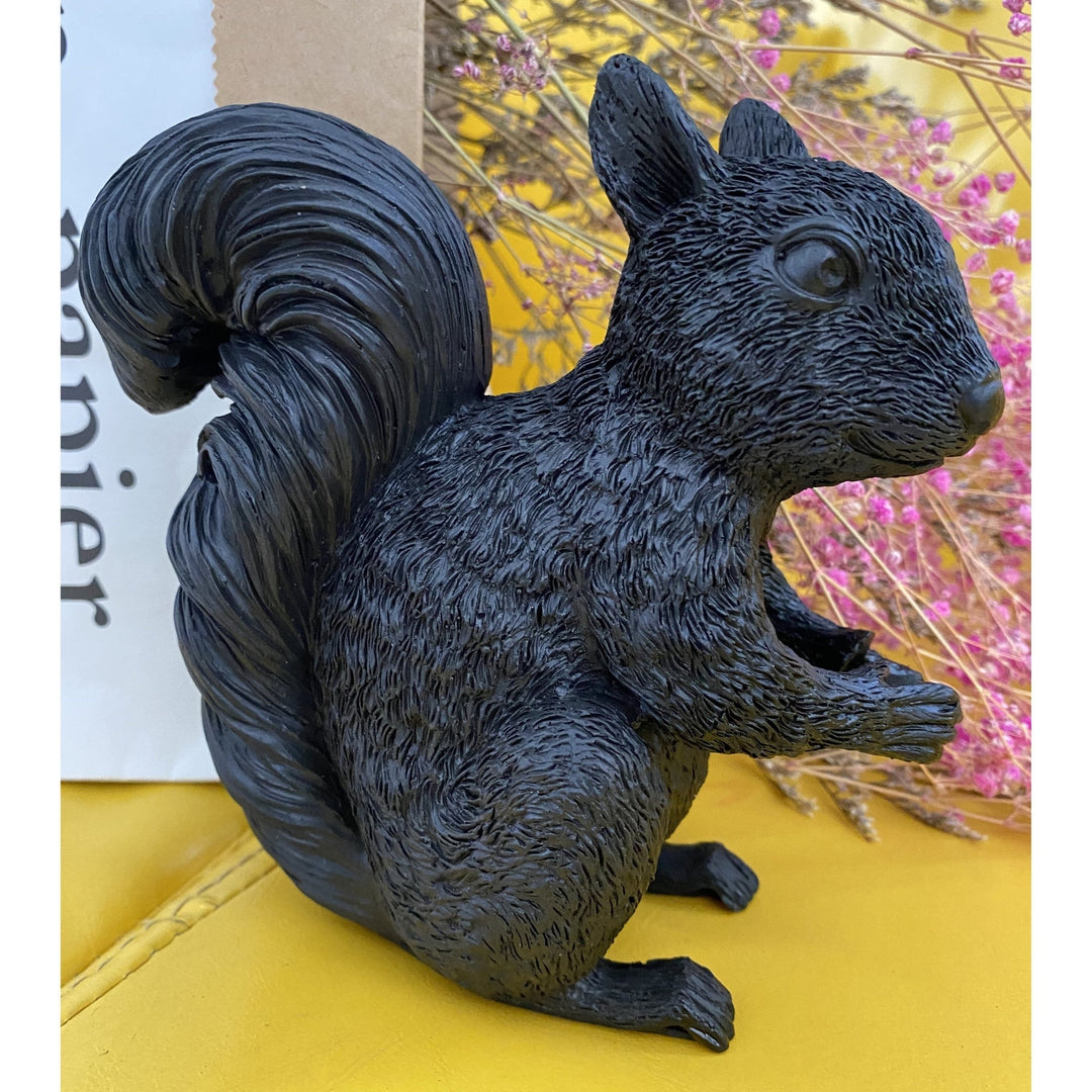 Kalsten | SquirrelGlow LED Table Lamp | Cute Design & Warm Light for Kids/Room