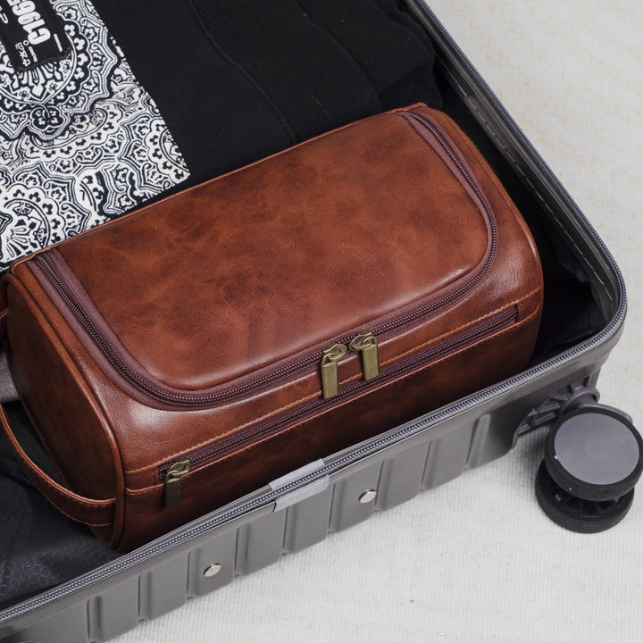 Men's travel toilet bag with hook | Kalsten