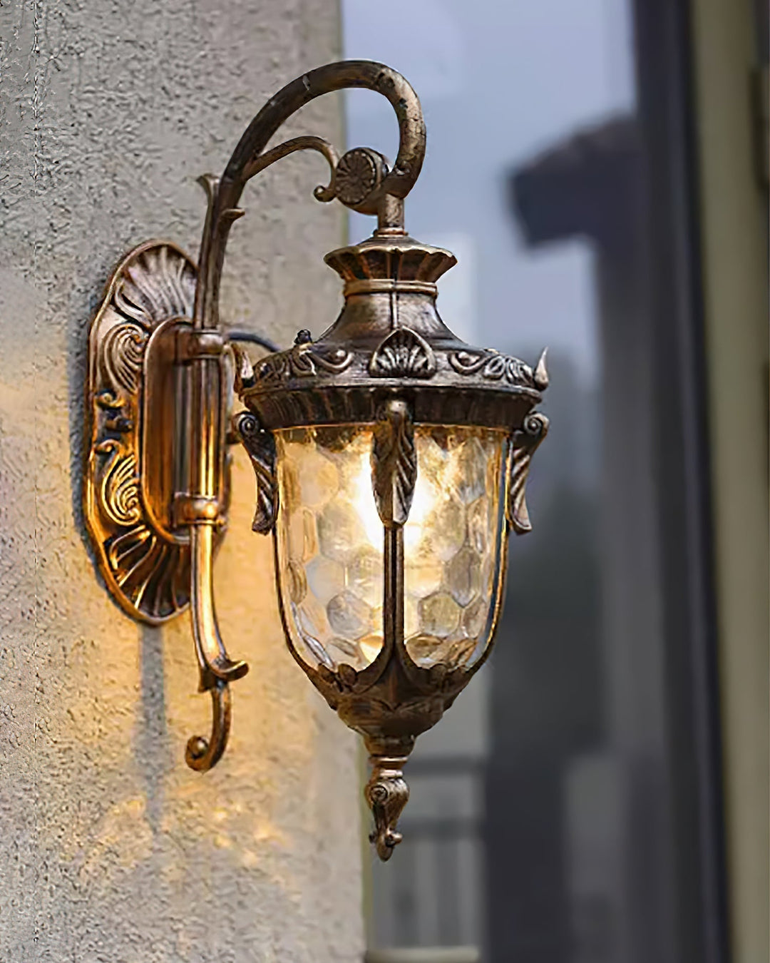 Heritage Outdoor Wall Lamp | Kalsten