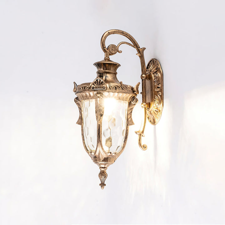 Heritage Outdoor Wall Lamp | Kalsten