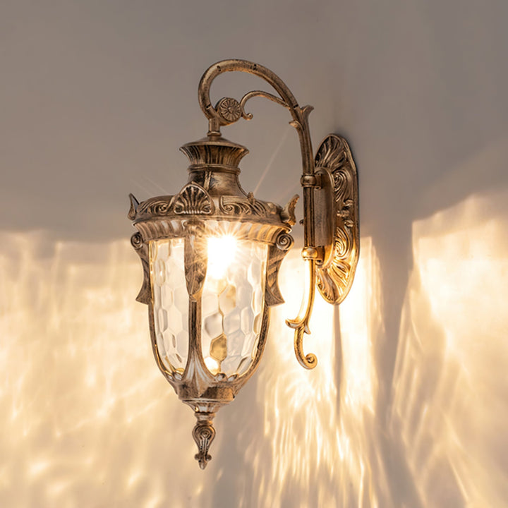 Heritage Outdoor Wall Lamp | Kalsten